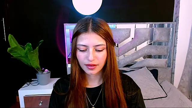 Snapshot of viky_evanss chatting on October 14, 2025, 7:25 pm viky evanss online show from October 14, 2025, 7:25 pm