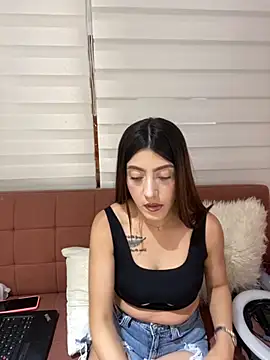 Snapshot of ElectraPink_ chatting on November 21, 2025, 12:37 pm ElectraPink online show from November 21, 2025, 12:37 pm