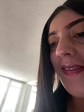 ElectraPink  online show from February 17, 2026, 1:29 pm