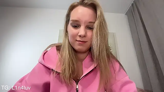 AIicaparkerc online show from April 9, 2026, 4:56 pm