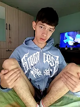 heyy noah11 online show from December 4, 2025, 8:50 pm