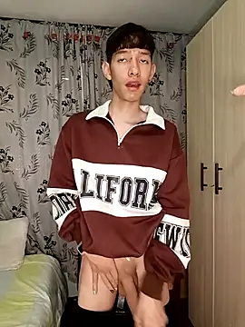 heyy noah11 online show from December 20, 2025, 12:51 am