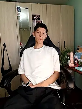 heyy noah11 online show from January 9, 2026, 1:19 am