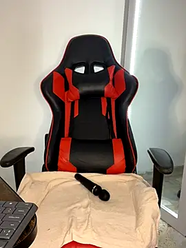 Snapshot of _Lissa_01 chatting on November 29, 2025, 2:36 am Lissa 01 online show from November 29, 2025, 2:36 am