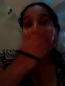 Belindamuller online show from December 1, 2025, 6:02 pm