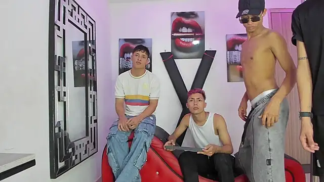 Snapshot of EMPIRE_BOYS1 chatting on November 14, 2025, 7:12 pm EMPIRE BOYS1 online show from November 14, 2025, 7:12 pm