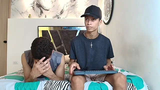 Snapshot of EMPIRE_BOYS1 chatting on November 26, 2025, 7:15 pm EMPIRE BOYS1 online show from November 26, 2025, 7:15 pm