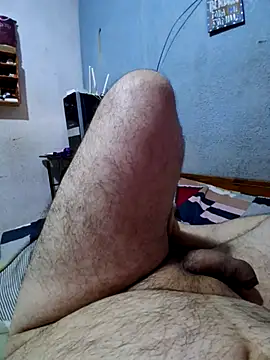 Snapshot of latinooso chatting on October 22, 2025, 6:35 am latinooso online show from October 22, 2025, 6:35 am