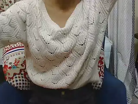 Snapshot of hii_tanisha chatting on November 19, 2025, 6:24 am hii tanisha online show from November 19, 2025, 6:24 am