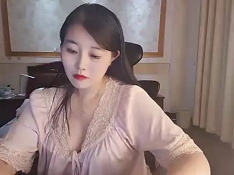 Snapshot of qingling- chatting on October 15, 2025, 10:37 am qingling- online show from October 15, 2025, 10:37 am