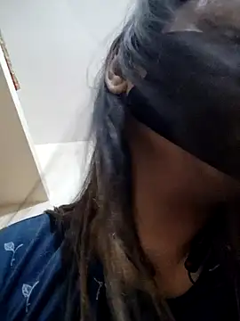 Snapshot of Tanha18 chatting on October 15, 2025, 7:03 pm Tanha18 online show from October 15, 2025, 7:03 pm