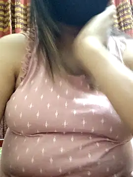 Snapshot of Tanha18 chatting on October 16, 2025, 8:54 pm Tanha18 online show from October 16, 2025, 8:54 pm