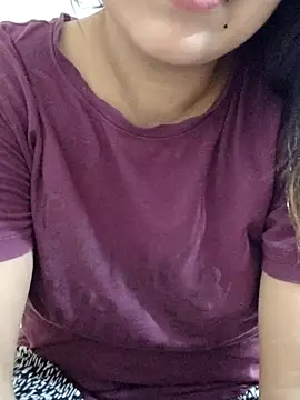 Snapshot of Tanha18 chatting on October 23, 2025, 7:40 am Tanha18 online show from October 23, 2025, 7:40 am