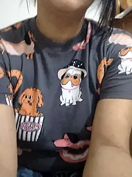 Snapshot of Tanha18 chatting on October 31, 2025, 11:22 am Tanha18 online show from October 31, 2025, 11:22 am