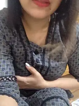 Snapshot of Tanha18 chatting on November 4, 2025, 9:58 pm Tanha18 online show from November 4, 2025, 9:58 pm