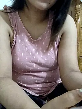 Snapshot of Tanha18 chatting on November 5, 2025, 10:04 am Tanha18 online show from November 5, 2025, 10:04 am