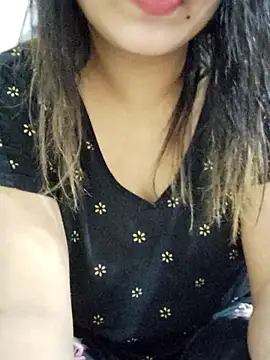 Snapshot of Tanha18 chatting on November 16, 2025, 11:27 am Tanha18 online show from November 16, 2025, 11:27 am