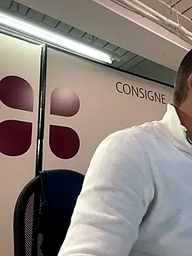 AlexGogo23 online show from October 31, 2025, 8:48 am