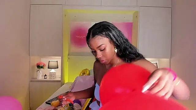 MaraBaker online show from January 13, 2026, 11:48 am