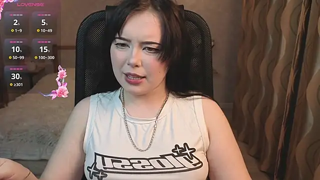 Snapshot of JuliettaKraft chatting on October 15, 2025, 3:01 pm JuliettaKraft online show from October 15, 2025, 3:01 pm