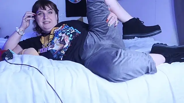 BellaBlueBBW online show from February 10, 2025, 11:36 am