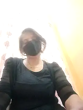Snapshot of Susma_g chatting on October 12, 2025, 5:23 pm Susma g online show from October 12, 2025, 5:23 pm