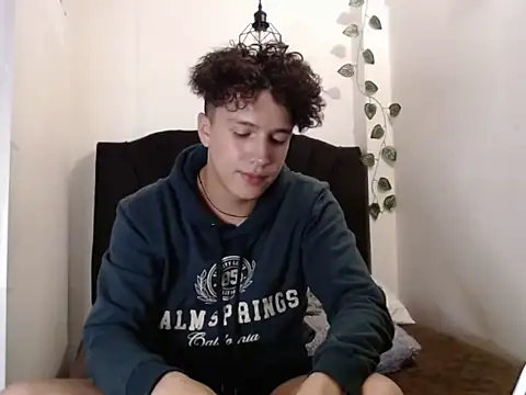 charly 926 online show from November 22, 2025, 8:52 pm