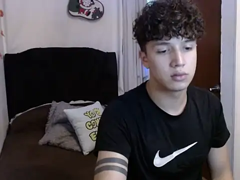 charly 926 online show from December 2, 2025, 10:49 pm