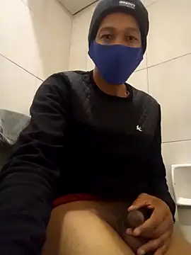 Sgebi8223 online show from October 18, 2025, 11:27 pm