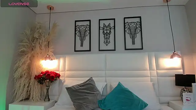 Ari lynn  online show from October 28, 2025, 3:10 am