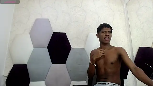 Snapshot of Mick_storm chatting on February 13, 2026, 12:50 am Mick storm online show from February 13, 2026, 12:50 am