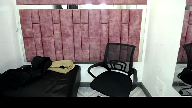 Mick storm online show from April 17, 2026, 7:06 pm