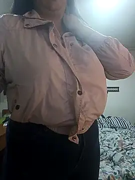 Snapshot of AddySweet chatting on November 5, 2025, 10:21 pm AddySweet online show from November 5, 2025, 10:21 pm