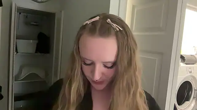 Snapshot of Pattyworld69 chatting on December 1, 2025, 3:11 am Pattyworld69 online show from December 1, 2025, 3:11 am