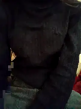 HOTTY CUTI online show from November 30, 2025, 5:55 am