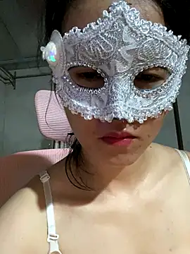 Snapshot of TranOanh999 chatting on October 30, 2025, 10:49 am TranOanh999 online show from October 30, 2025, 10:49 am