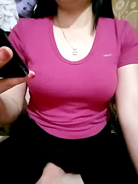 Snapshot of SansanCii chatting on February 4, 2026, 1:28 pm SansanCii online show from February 4, 2026, 1:28 pm