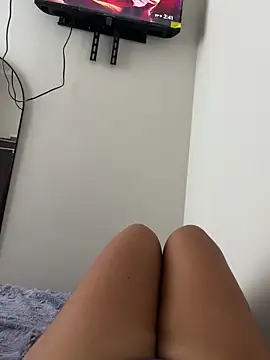 Snapshot of Kittie_xxx chatting on October 21, 2025, 7:36 pm Kittie xxx online show from October 21, 2025, 7:36 pm