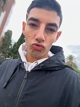 Kikori199556 online show from November 5, 2025, 4:07 pm