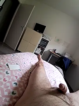 nico33000a online show from April 12, 2026, 12:32 pm