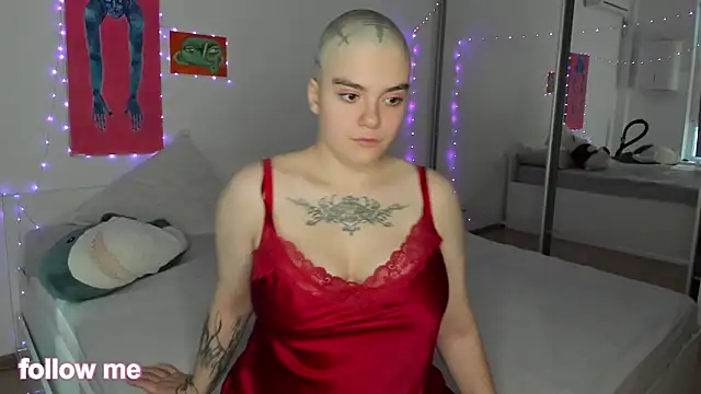 Snapshot of len_be chatting on November 16, 2025, 11:05 am len be online show from November 16, 2025, 11:05 am