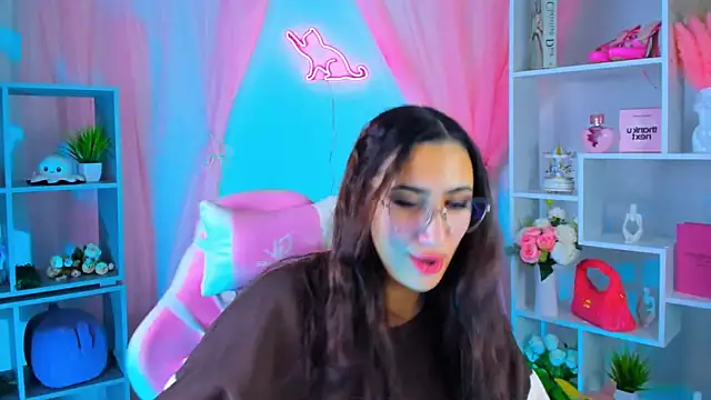 RebeckaThornton online show from November 11, 2025, 10:04 am