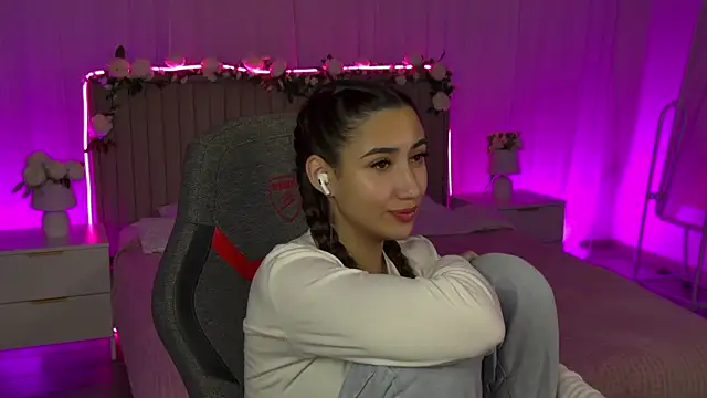 RebeckaThornton online show from November 16, 2025, 11:54 pm