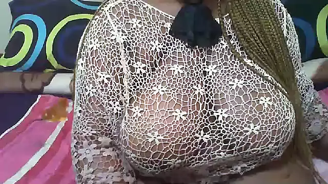 Snapshot of LICIOUSEBOOBSXX chatting on November 21, 2025, 6:56 am LICIOUSEBOOBSXX online show from November 21, 2025, 6:56 am