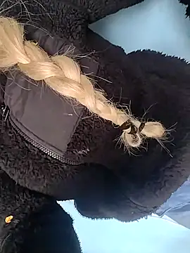 fernanda15 online show from October 29, 2025, 11:12 am