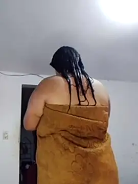 natt-bigass online show from December 5, 2025, 1:25 am