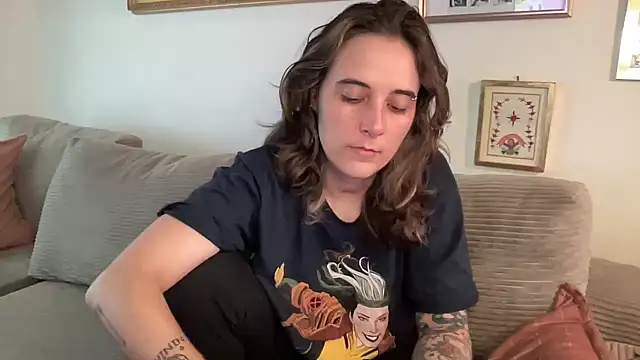 lill daddysgirl online show from February 28, 2026, 8:32 pm