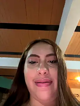 Snapshot of Emily_Joee chatting on October 16, 2025, 3:51 am Emily Joee online show from October 16, 2025, 3:51 am