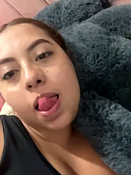 Snapshot of Emily_Joee chatting on November 26, 2025, 1:17 am Emily Joee online show from November 26, 2025, 1:17 am