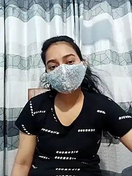 Hot Baby250 online show from October 19, 2025, 12:17 pm